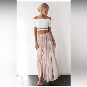 Pink Flowy Skirt 🌸